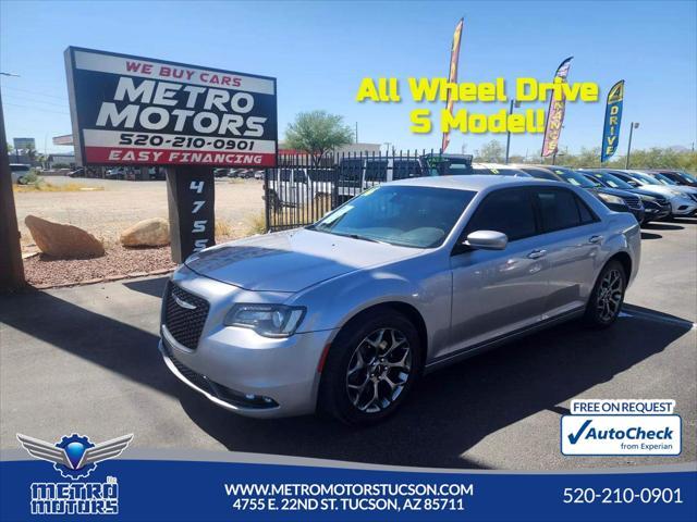 2016 Chrysler 300