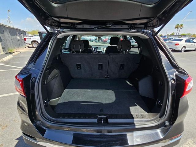 Photo of 2020 Mosaic Black Metallic Chevrolet Equinox
