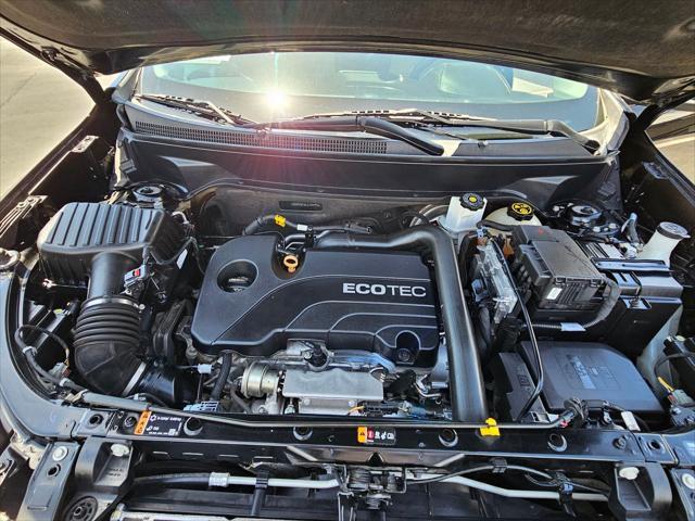 Photo of 2020 Mosaic Black Metallic Chevrolet Equinox