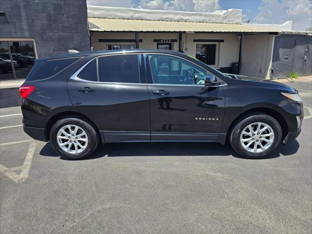 Photo of 2020 Mosaic Black Metallic Chevrolet Equinox