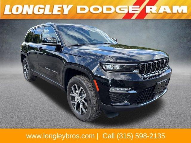 Photo of 2025 Diamond Black Jeep Grand Cherokee