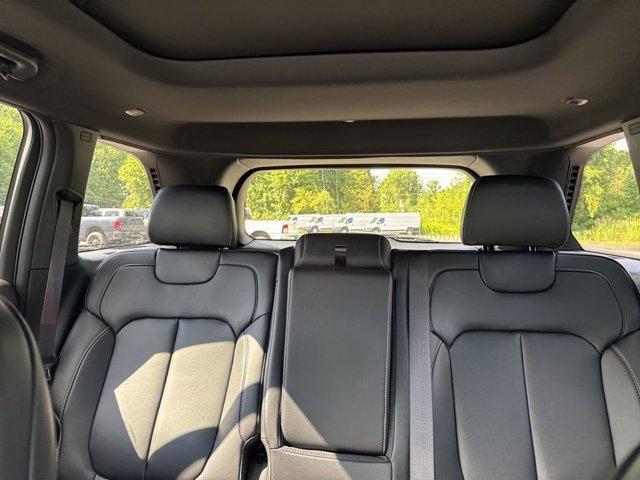 Photo of 2025 Diamond Black Jeep Grand Cherokee