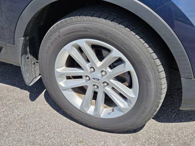Photo of 2017 Blue Ford Explorer
