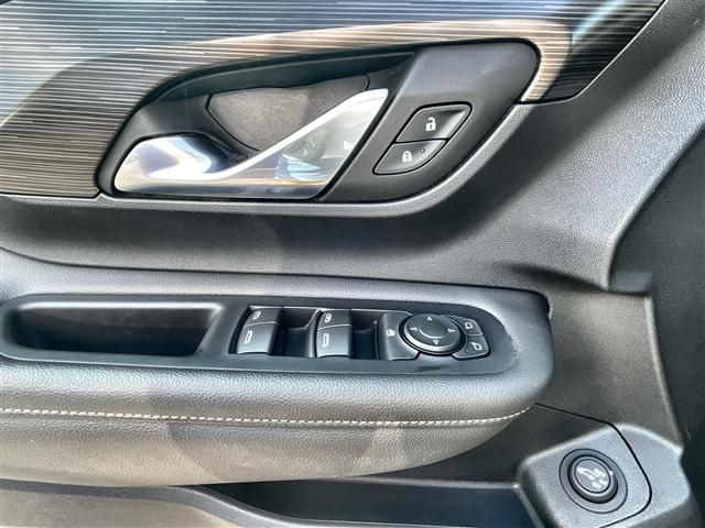 Photo of 2023 Marine Metallic GMC Terrain