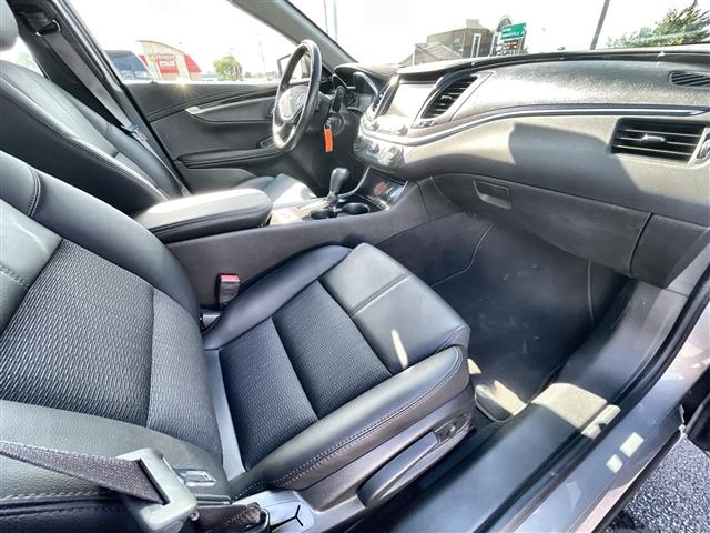 Photo of 2017 Pepperdust Metallic Chevrolet Impala