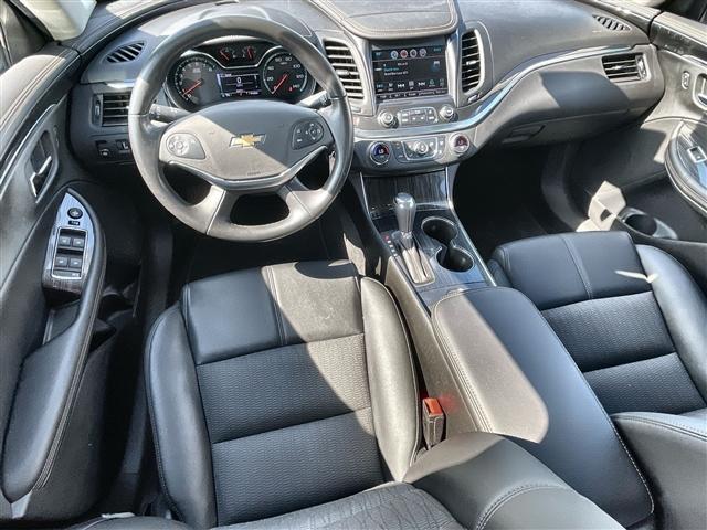 Photo of 2017 Pepperdust Metallic Chevrolet Impala