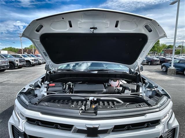 Photo of 2025 Summit White Chevrolet Silverado 1500