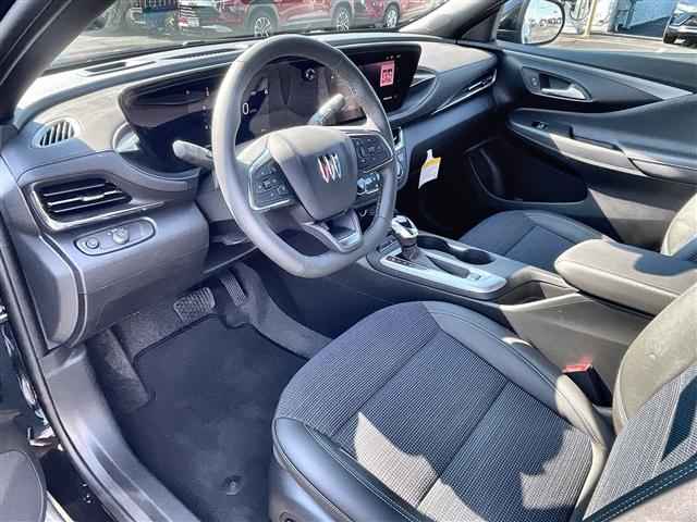 Photo of 2025 Ebony Twilight Metallic Buick Envista