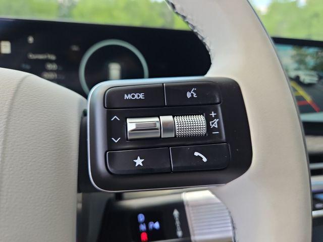 Photo of 2025 Serenity White Hyundai SANTA FE HEV