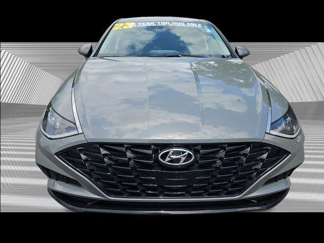 Photo of 2023 Hampton Gray Hyundai SONATA