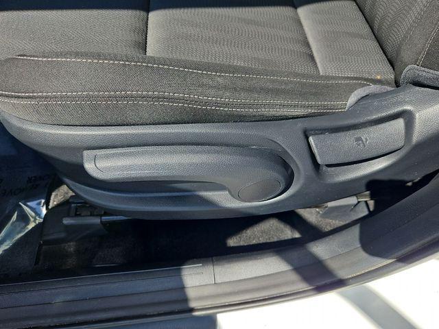 Photo of 2022 Snow White Pearl Kia Sportage