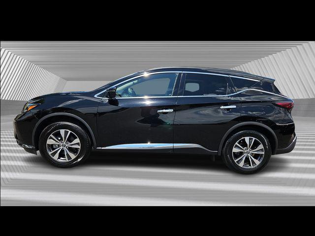 Photo of 2023 Super Black Nissan Murano