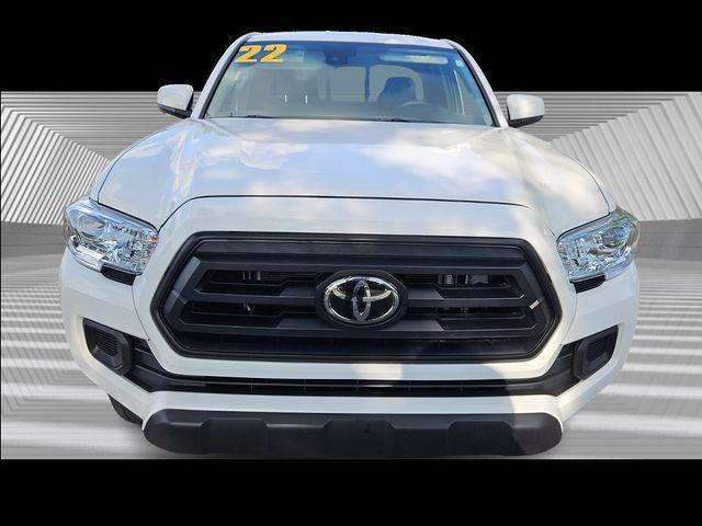 Photo of 2022 White Toyota Tacoma