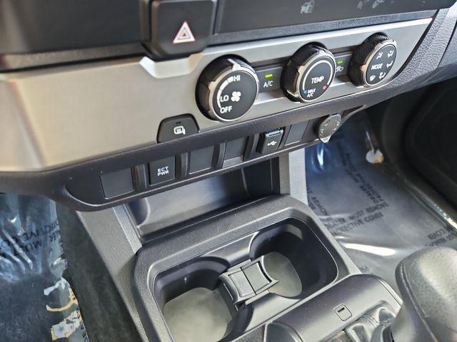 Photo of 2022 White Toyota Tacoma