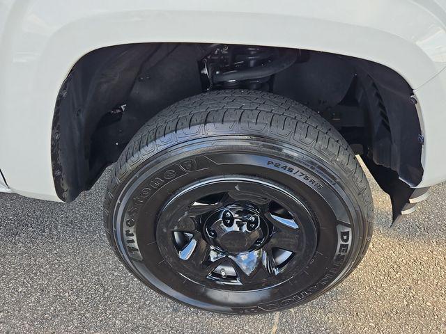 Photo of 2022 White Toyota Tacoma