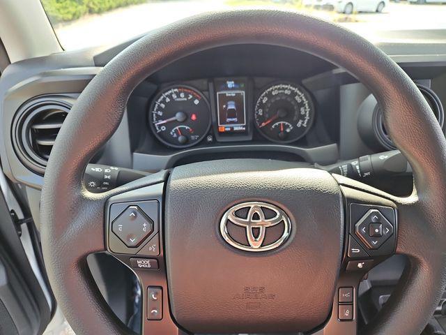 Photo of 2022 White Toyota Tacoma