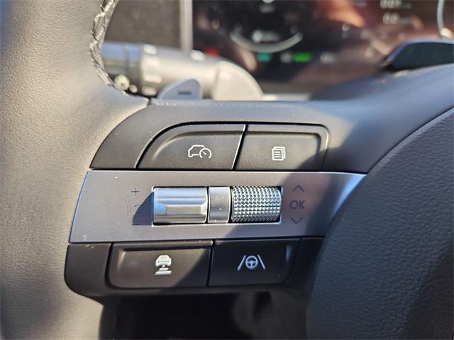 Photo of 2025 Ash Black Hyundai TUCSON Hybrid