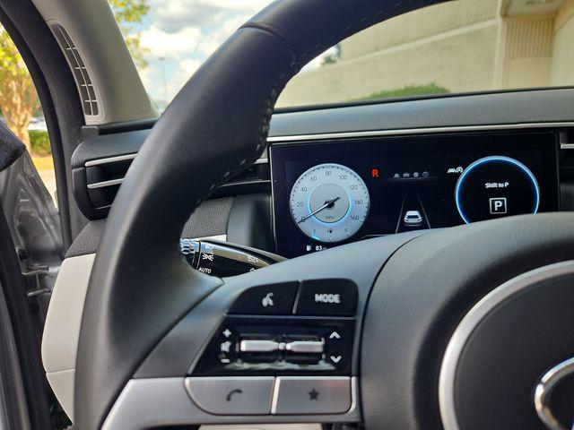 Photo of 2023 Shimmering Silver Hyundai TUCSON