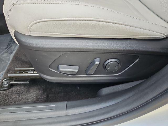 Photo of 2023 Shimmering Silver Hyundai TUCSON