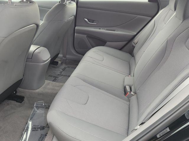 Photo of 2023 Onyx Black Hyundai ELANTRA