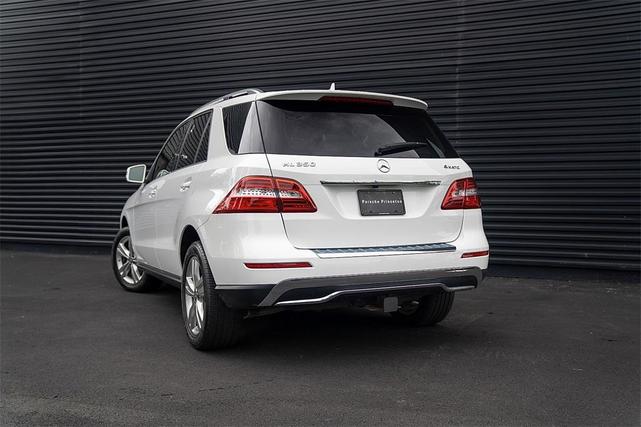 Photo of 2015 White Mercedes-Benz M-Class