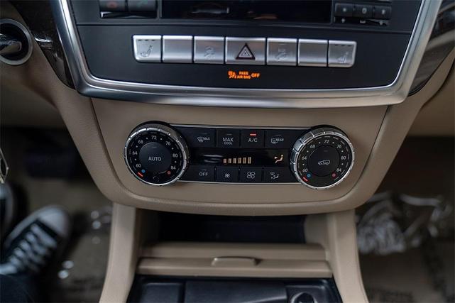 Photo of 2015 White Mercedes-Benz M-Class