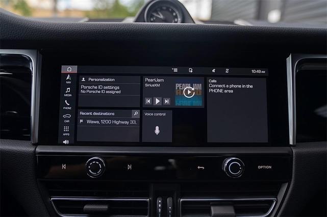 Photo of 2024 Black Porsche Macan