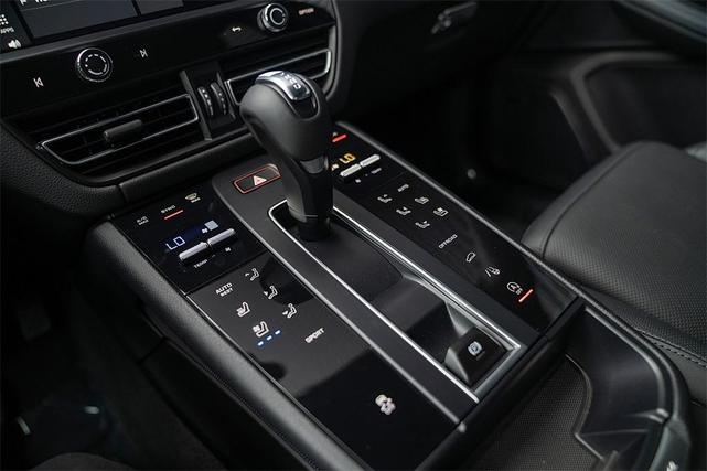 Photo of 2024 Black Porsche Macan