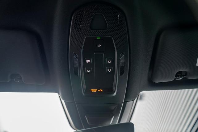 Photo of 2025 White Porsche Cayenne