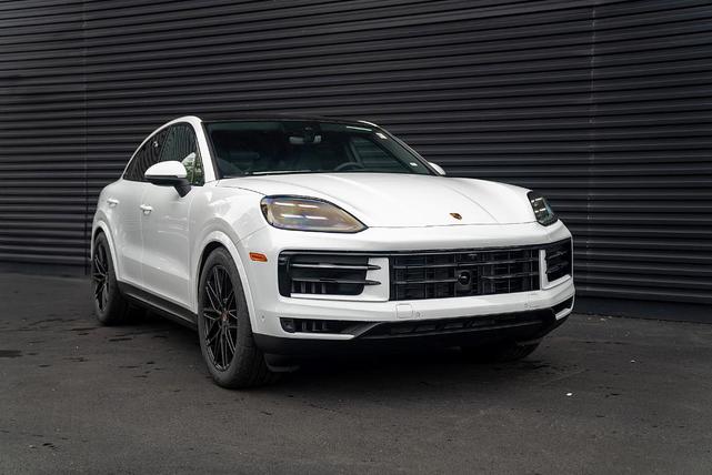 Photo of 2025 White Porsche Cayenne
