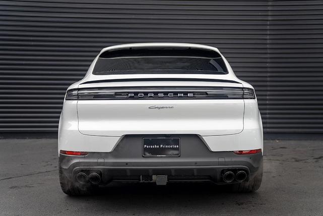 Photo of 2025 White Porsche Cayenne
