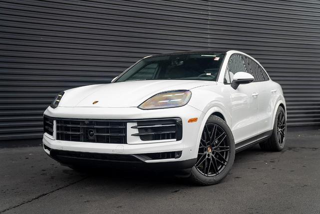 Photo of 2025 White Porsche Cayenne