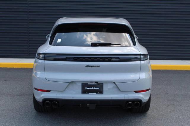 Photo of 2025 Gray Porsche Cayenne