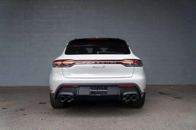 Photo of 2025 Gray Porsche Macan
