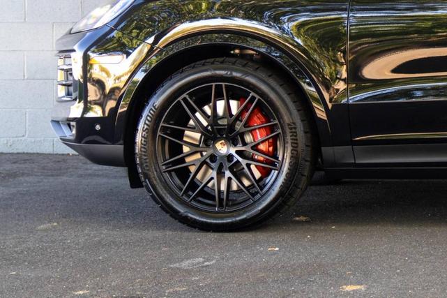 Photo of 2026 Black Porsche Cayenne