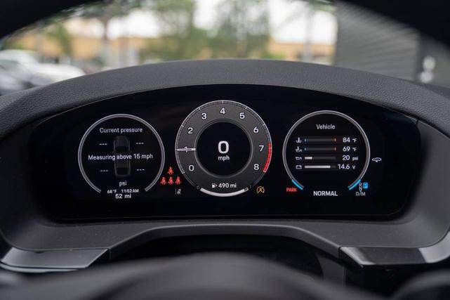 Photo of 2025 Gray Porsche Panamera