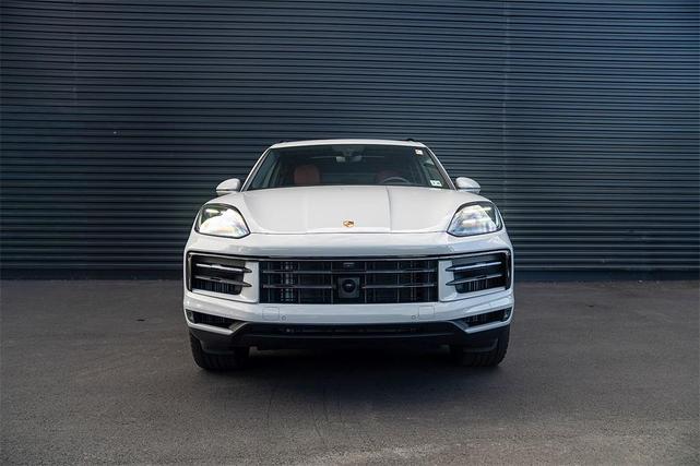 Photo of 2025 Chalk Porsche Cayenne