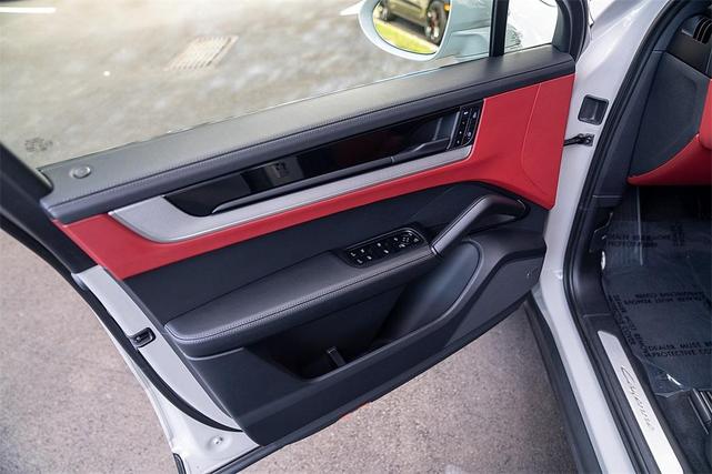 Photo of 2025 Chalk Porsche Cayenne