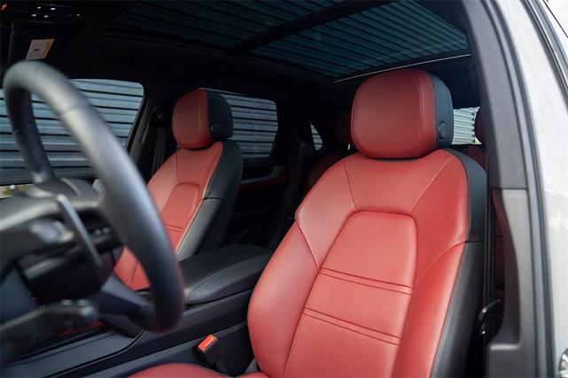 Photo of 2025 Chalk Porsche Cayenne
