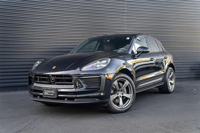Photo of 2024 Black Porsche Macan