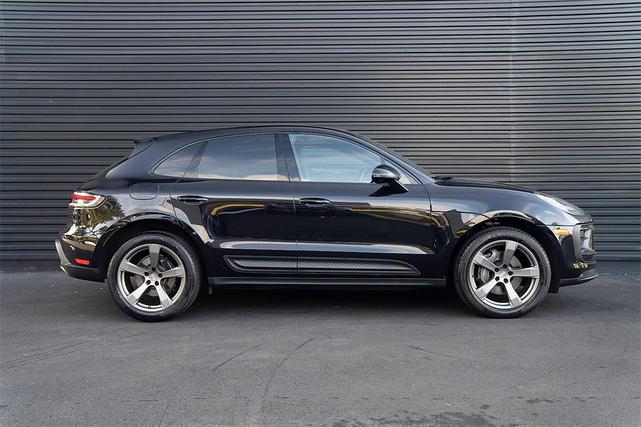 Photo of 2024 Black Porsche Macan