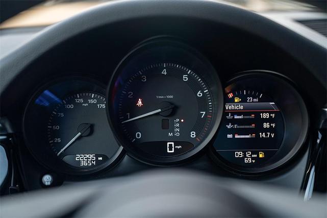 Photo of 2024 Black Porsche Macan