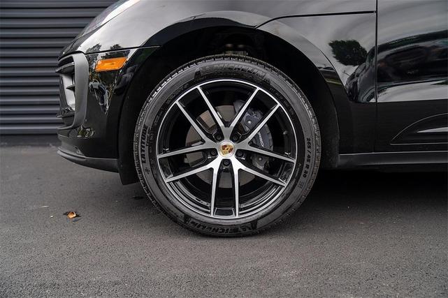 Photo of 2025 Black Porsche Macan