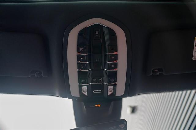 Photo of 2025 Black Porsche Macan