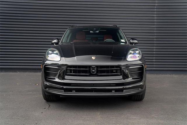 Photo of 2025 Black Porsche Macan