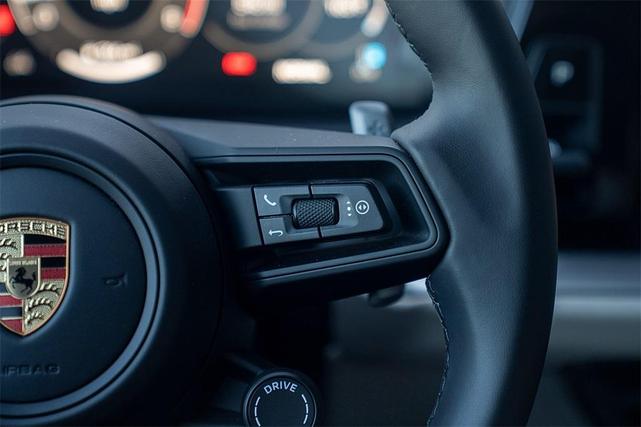 Photo of 2024 Chalk Porsche Cayenne
