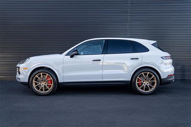 Photo of 2024 Chalk Porsche Cayenne