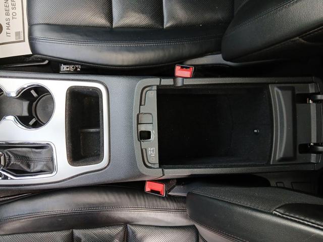 Photo of 2021 Bright White Clearcoat Jeep Grand Cherokee