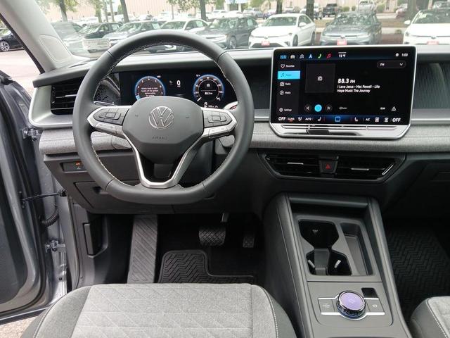 Photo of 2025 Pyrite Silver Metallic Volkswagen Tiguan