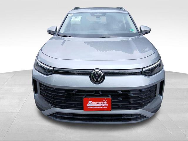 Photo of 2025 Pyrite Silver Metallic Volkswagen Tiguan